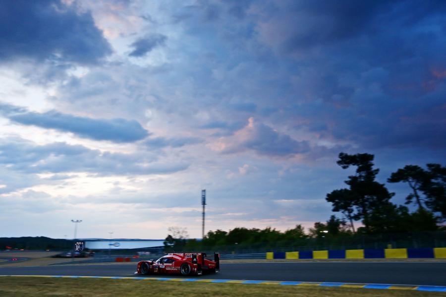  Porsche 919 Hybrid 2015 года  (фото 475 из 481)